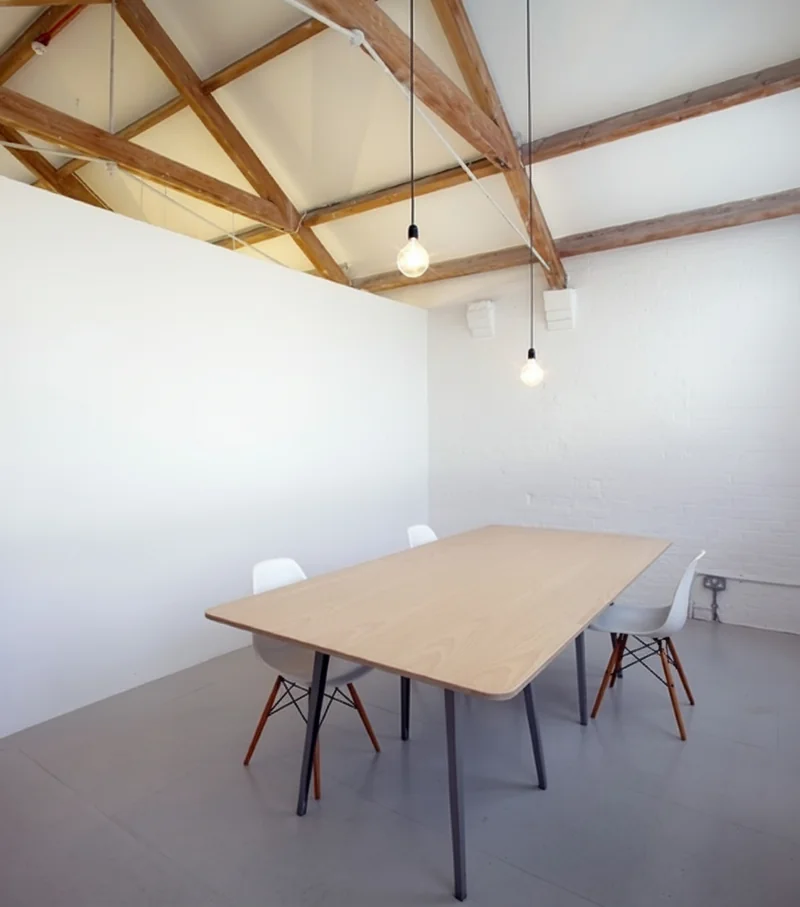 Remove all the items on the wall and remove files on the desk